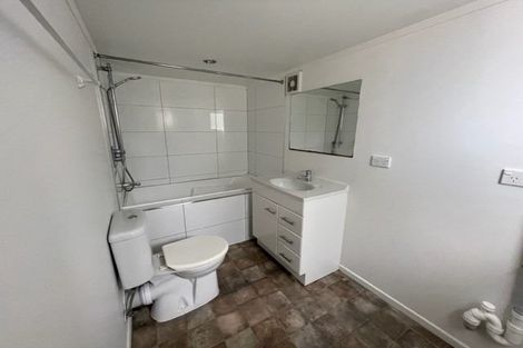 Photo of property in 2/73a Russell Road, Manurewa, Auckland, 2102