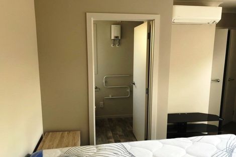 Photo of property in 21u4 Park Terrace, Hamilton Central, Hamilton, 3204