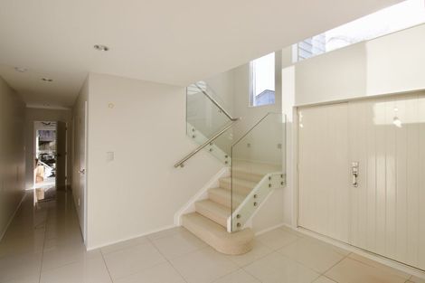 Photo of property in 16 Lucca Crescent, Flat Bush, Auckland, 2019