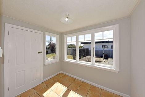 Photo of property in 84 Racecourse Road, Sockburn, Christchurch, 8042