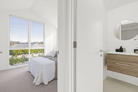 Photo of property in 7 Titoki Close, Matakana, Warkworth, 0985