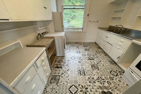 Photo of property in 16a Clifton Terrace, Kelburn, Wellington, 6012