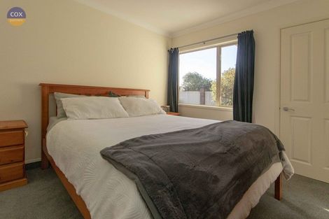 Photo of property in 52 Neeve Road, Taradale, Napier, 4112