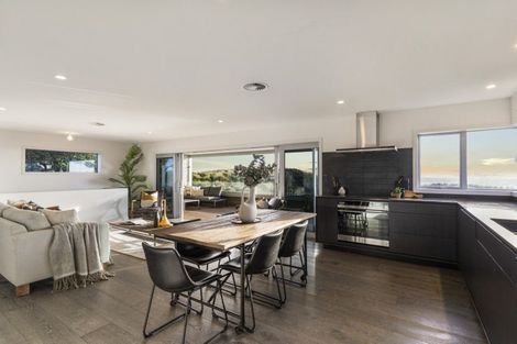 Photo of property in 357b Oceanbeach Road, Mount Maunganui, 3116