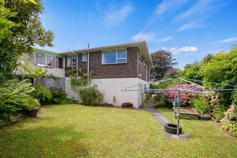 Photo of property in 7 Bushview Place, Upper Vogeltown, New Plymouth, 4310