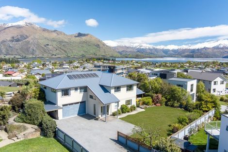 Photo of property in 6b Matrica Court, Wanaka, 9305