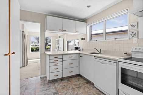 Photo of property in 33 Moorhouse Street, Taradale, Napier, 4112
