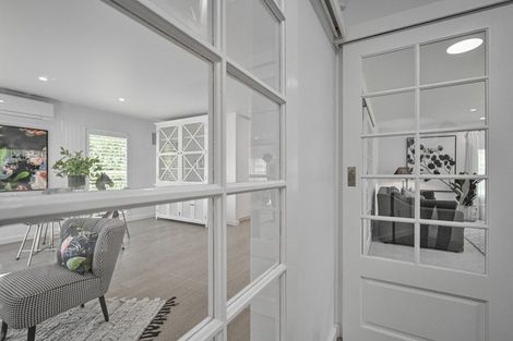 Photo of property in 42 Iona Road, Havelock North, 4130