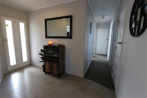 Photo of property in 37 Meadow Park Crescent, Tikipunga, Whangarei, 0112