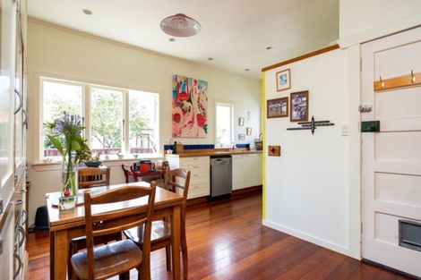 Photo of property in 25 Porangahau Road, Waipukurau, 4200