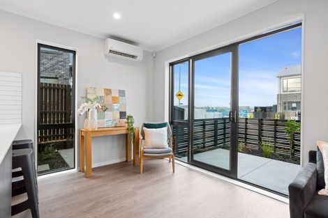 Photo of property in 12 Hema Road, Hobsonville, Auckland, 0616