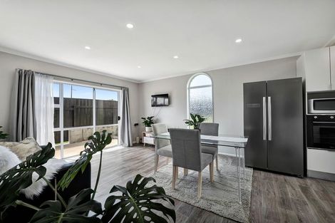 Photo of property in 3/220 Coronation Avenue, Welbourn, New Plymouth, 4310