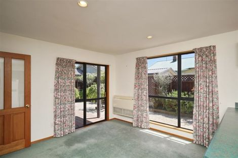 Photo of property in 16 Cardiff Avenue, Somerfield, Christchurch, 8024