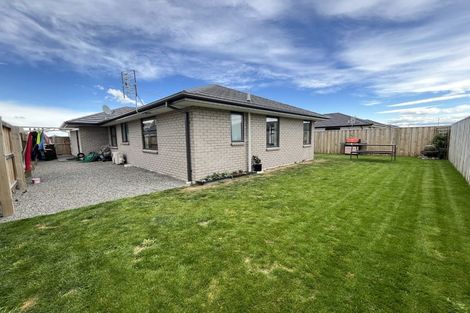 Photo of property in 19 Fairhall Street, Rolleston, 7615