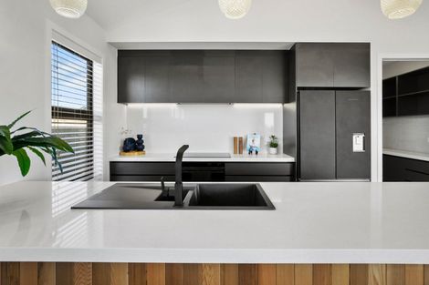 Photo of property in 25 Oralee Terrace, Peacocke, Hamilton, 3206