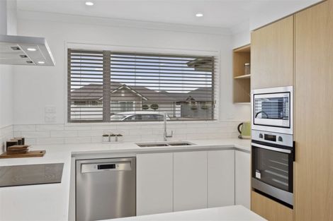 Photo of property in 6 Tutton (pvt) Mews, Rangiora, 7400