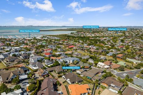 Photo of property in 21 Hendrika Court, Hobsonville, Auckland, 0618