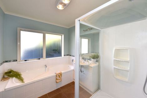 Photo of property in 17 Taranaki Drive, Woodend, 7610