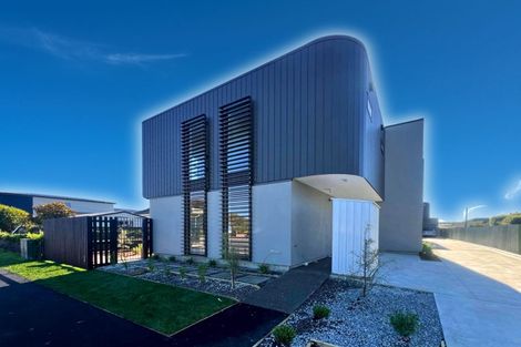 Photo of property in 2/34 Vagues Road, Northcote, Christchurch, 8052