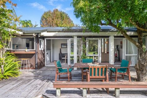 Photo of property in 13 Tyrian Close, Half Moon Bay, Auckland, 2012