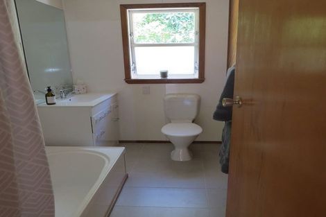 Photo of property in 5f2 Wilmshurst Place, Tawa, Wellington, 5028