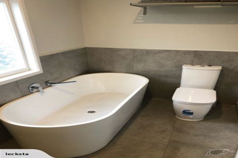 Photo of property in 144 Innes Road, St Albans, Christchurch, 8052