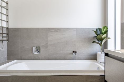 Photo of property in 18 Onekiritea Road, Hobsonville, Auckland, 0616