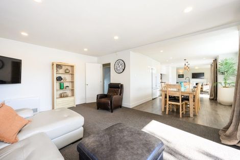 Photo of property in 281 Fitzherbert Avenue, West End, Palmerston North, 4410
