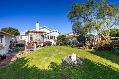 Photo of property in 24 Matipo Street, Takaro, Palmerston North, 4410