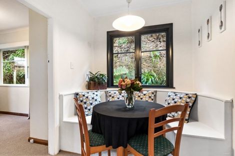 Photo of property in 51 Jackson Street, Island Bay, Wellington, 6023