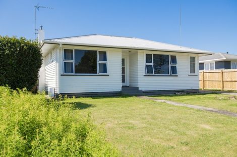 Photo of property in 12 Byron Street, Te Hapara, Gisborne, 4010
