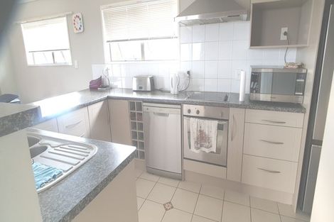 Photo of property in 1/4 Te Akau Crescent, Bucklands Beach, Auckland, 2012