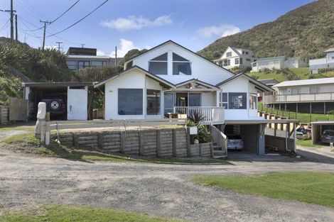 Photo of property in 1 Ocean Close, Te Kopuru, Dargaville, 0371