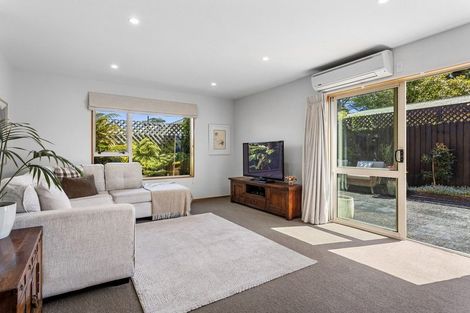 Photo of property in 10 Blair Avenue, Papanui, Christchurch, 8053