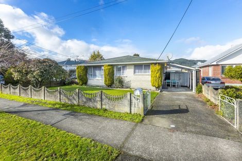 Photo of property in 35f1- Ararino Street, Trentham, Upper Hutt, 5018
