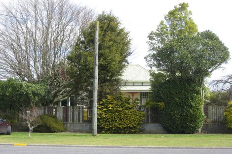 Photo of property in 85 Cordelia Street, Stratford, 4332