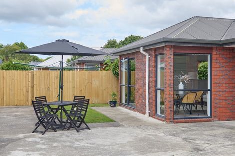 Photo of property in 22a Dunedin Street, Redwood, Christchurch, 8051
