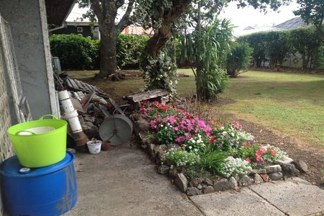 Photo of property in 516 Te Atatu Road, Te Atatu Peninsula, Auckland, 0610