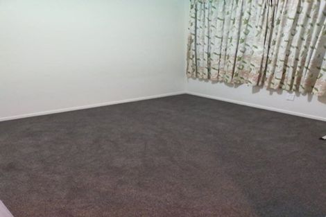 Photo of property in 4/60 Nikau Street, New Lynn, Auckland, 0600