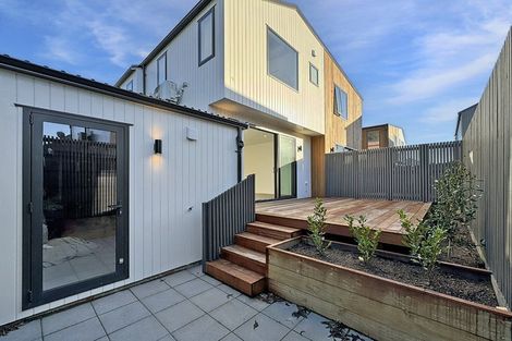 Photo of property in 323 Riverside Drive, Waterloo, Lower Hutt, 5011