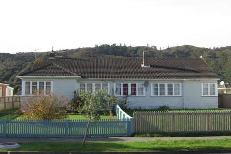 Photo of property in 16 Poole Street, Taita, Lower Hutt, 5011