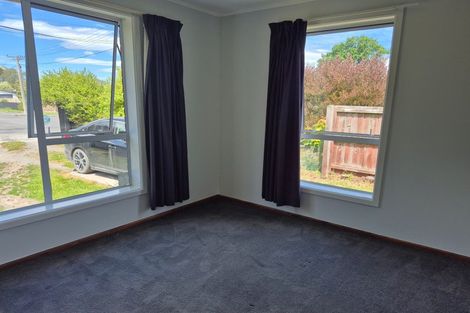 Photo of property in 10 Heather Place, Mairehau, Christchurch, 8052