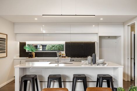 Photo of property in 16 Dollar Place, Prebbleton, 7604