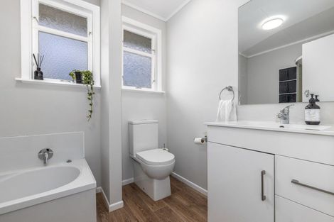 Photo of property in 30 Rangituhi Crescent, Takapuwahia, Porirua, 5022