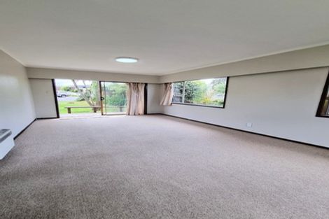 Photo of property in 1/10 Pamela Place, New Lynn, Auckland, 0600