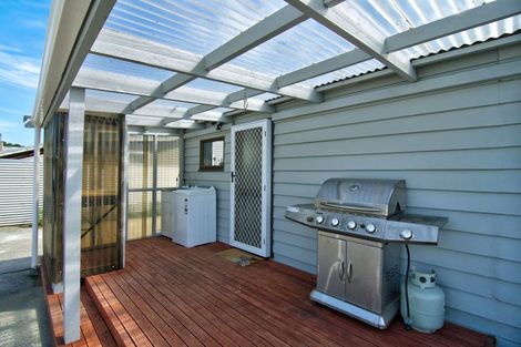 Photo of property in 25 Clifton Avenue, Carterton, 5713