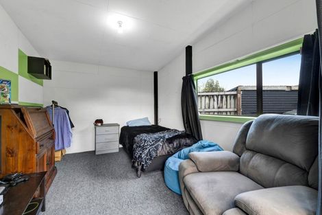 Photo of property in 53 Seyton Street, Stratford, 4332