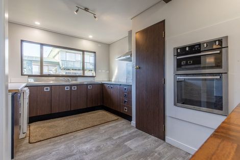 Photo of property in 17a Gaisford Terrace, Waipukurau, 4200