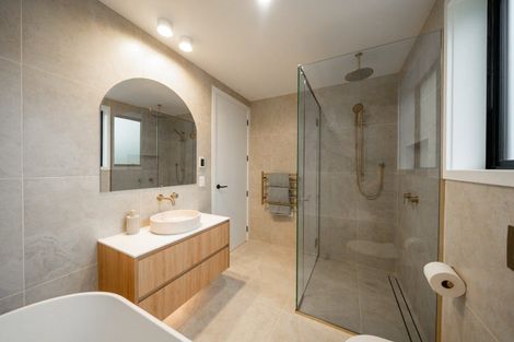 Photo of property in 3 Seymour Street, Gore, 9710