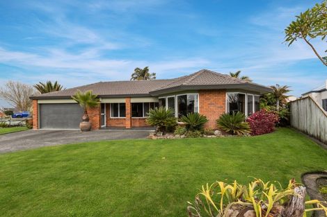 Photo of property in 11 Kensington Drive, Taradale, Napier, 4112